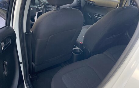 Hyundai i20 IB рестайлинг, 2009 год, 500 000 рублей, 14 фотография