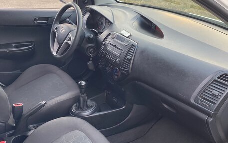 Hyundai i20 IB рестайлинг, 2009 год, 500 000 рублей, 13 фотография