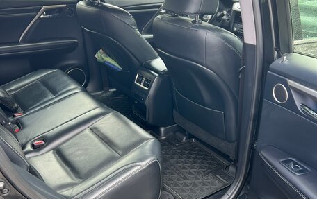 Lexus RX IV рестайлинг, 2016 год, 3 990 000 рублей, 10 фотография