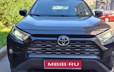 Toyota RAV4, 2020 год, 3 300 000 рублей, 1 фотография