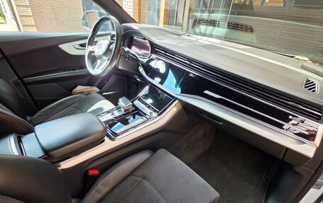 Audi Q8 I, 2019 год, 6 000 000 рублей, 33 фотография