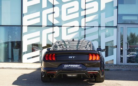 Ford Mustang VI рестайлинг, 2021 год, 5 880 000 рублей, 3 фотография