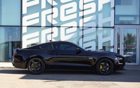 Ford Mustang VI рестайлинг, 2021 год, 5 880 000 рублей, 5 фотография