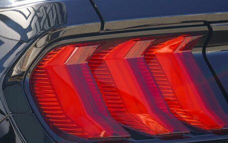 Ford Mustang VI рестайлинг, 2021 год, 5 880 000 рублей, 9 фотография