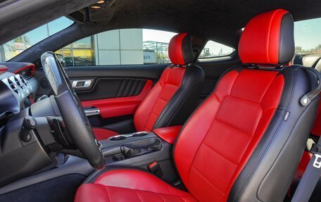 Ford Mustang VI рестайлинг, 2021 год, 5 880 000 рублей, 15 фотография