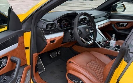 Lamborghini Urus I, 2019 год, 19 000 000 рублей, 6 фотография