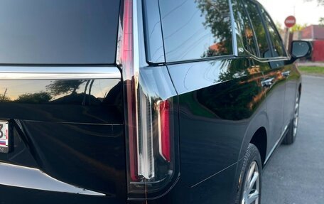 Cadillac Escalade V, 2021 год, 8 200 000 рублей, 10 фотография