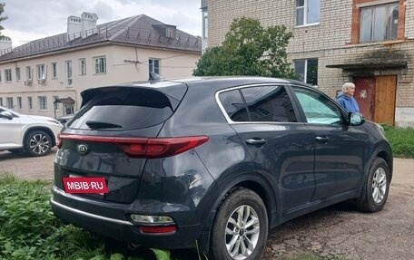 KIA Sportage IV рестайлинг, 2018 год, 2 000 000 рублей, 3 фотография