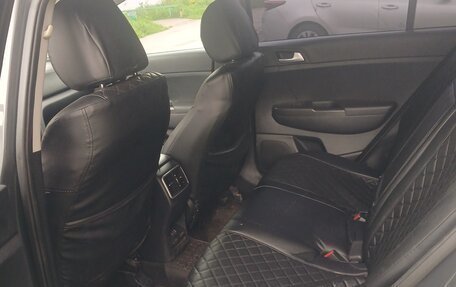 KIA Sportage IV рестайлинг, 2018 год, 2 000 000 рублей, 7 фотография