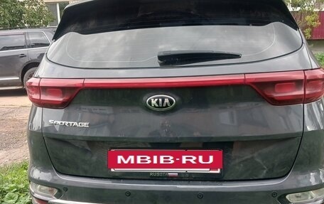 KIA Sportage IV рестайлинг, 2018 год, 2 000 000 рублей, 14 фотография