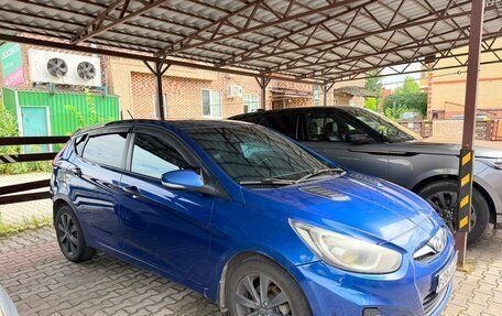 Hyundai Solaris II рестайлинг, 2012 год, 550 000 рублей, 2 фотография