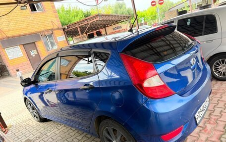 Hyundai Solaris II рестайлинг, 2012 год, 550 000 рублей, 3 фотография