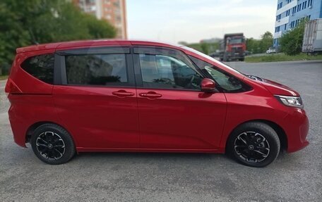 Honda Freed II, 2019 год, 1 470 000 рублей, 3 фотография