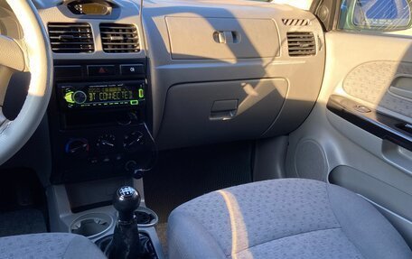 KIA Rio II, 2003 год, 225 000 рублей, 12 фотография