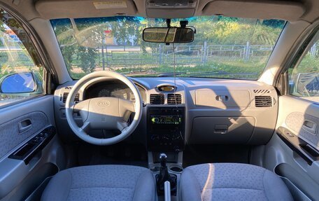 KIA Rio II, 2003 год, 225 000 рублей, 11 фотография