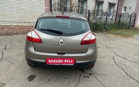Renault Megane III, 2011 год, 680 000 рублей, 5 фотография