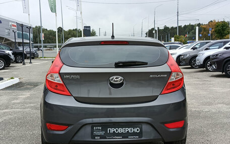 Hyundai Solaris II рестайлинг, 2013 год, 665 000 рублей, 10 фотография