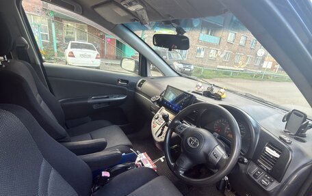 Toyota Wish II, 2004 год, 550 000 рублей, 9 фотография