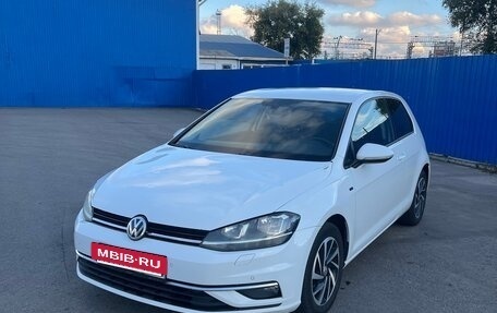 Volkswagen Golf VII, 2018 год, 1 825 000 рублей, 5 фотография