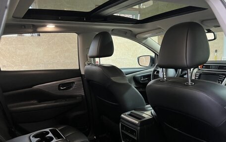 Nissan Murano, 2017 год, 2 700 000 рублей, 10 фотография