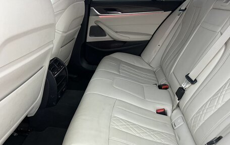 BMW 5 серия, 2019 год, 5 300 000 рублей, 14 фотография