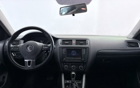 Volkswagen Jetta VI, 2014 год, 980 000 рублей, 11 фотография