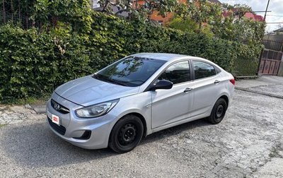 Hyundai Solaris II рестайлинг, 2013 год, 540 000 рублей, 1 фотография