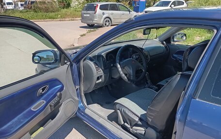 Mitsubishi Colt VI рестайлинг, 2001 год, 260 000 рублей, 7 фотография