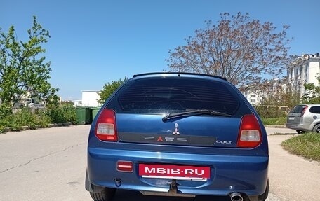 Mitsubishi Colt VI рестайлинг, 2001 год, 260 000 рублей, 5 фотография