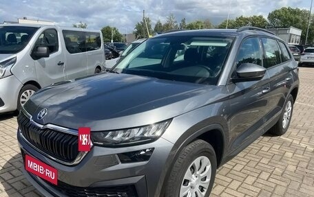 Skoda Kodiaq I, 2022 год, 2 282 000 рублей, 3 фотография