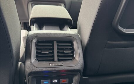 Volkswagen Tiguan II, 2020 год, 2 750 000 рублей, 15 фотография