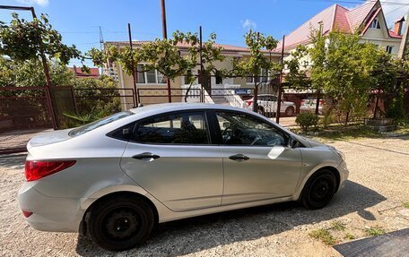 Hyundai Solaris II рестайлинг, 2013 год, 540 000 рублей, 6 фотография