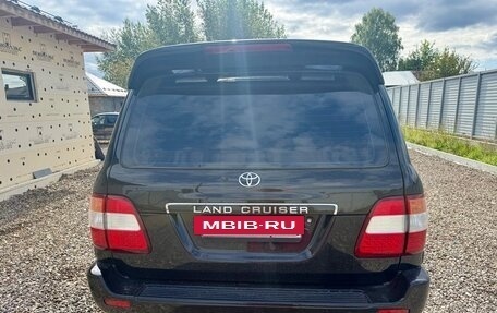 Toyota Land Cruiser 100 рестайлинг 2, 2003 год, 1 900 000 рублей, 5 фотография