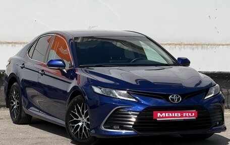 Toyota Camry, 2021 год, 3 100 000 рублей, 3 фотография