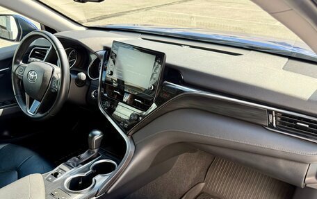 Toyota Camry, 2021 год, 3 100 000 рублей, 29 фотография