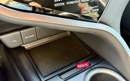 Toyota Camry, 2021 год, 3 100 000 рублей, 33 фотография