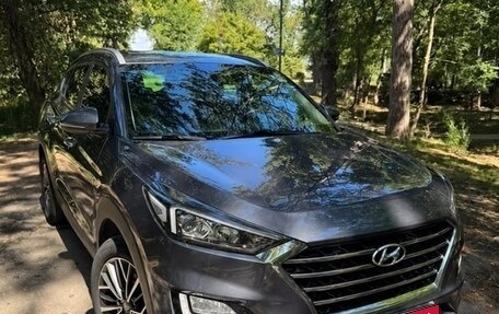 Hyundai Tucson III, 2019 год, 2 300 000 рублей, 1 фотография