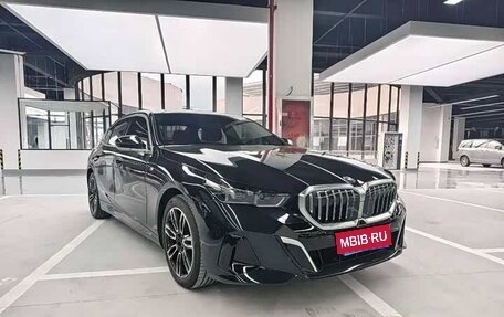 BMW 5 серия, 2024 год, 5 665 000 рублей, 1 фотография