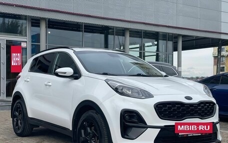 KIA Sportage IV рестайлинг, 2021 год, 2 300 000 рублей, 4 фотография