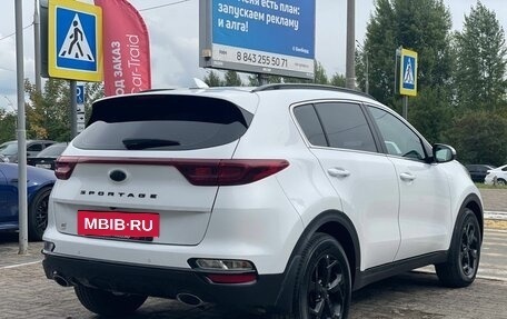 KIA Sportage IV рестайлинг, 2021 год, 2 300 000 рублей, 5 фотография