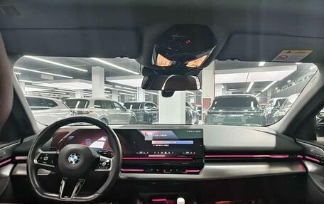 BMW 5 серия, 2024 год, 5 665 000 рублей, 7 фотография