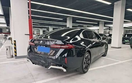 BMW 5 серия, 2024 год, 5 665 000 рублей, 6 фотография