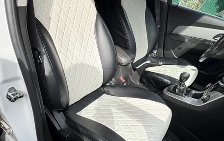 Chevrolet Cruze II, 2014 год, 1 099 000 рублей, 10 фотография