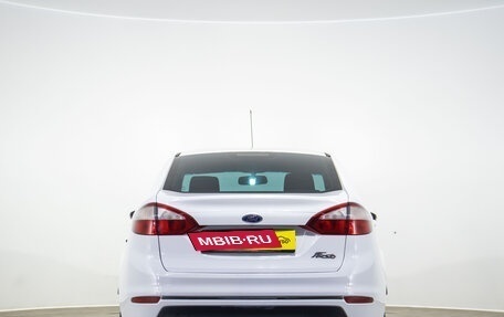 Ford Fiesta, 2015 год, 749 000 рублей, 6 фотография