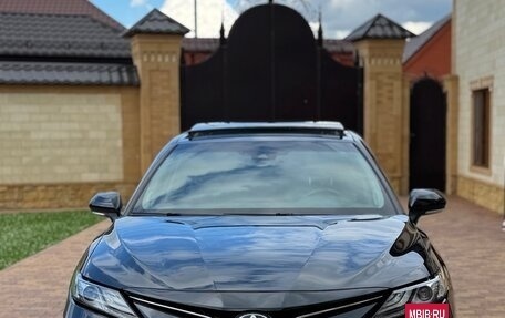 Toyota Camry, 2023 год, 2 980 000 рублей, 3 фотография