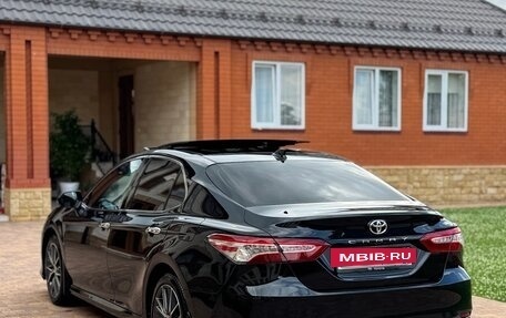 Toyota Camry, 2023 год, 2 980 000 рублей, 7 фотография