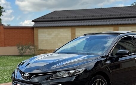 Toyota Camry, 2023 год, 2 980 000 рублей, 4 фотография