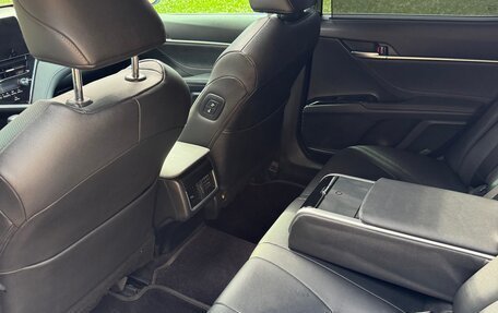 Toyota Camry, 2023 год, 2 980 000 рублей, 14 фотография