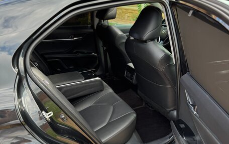 Toyota Camry, 2023 год, 2 980 000 рублей, 16 фотография