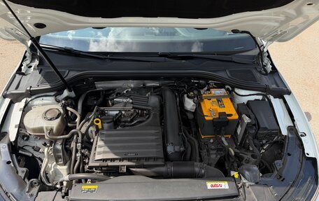 Volkswagen Golf VIII, 2022 год, 2 900 000 рублей, 26 фотография
